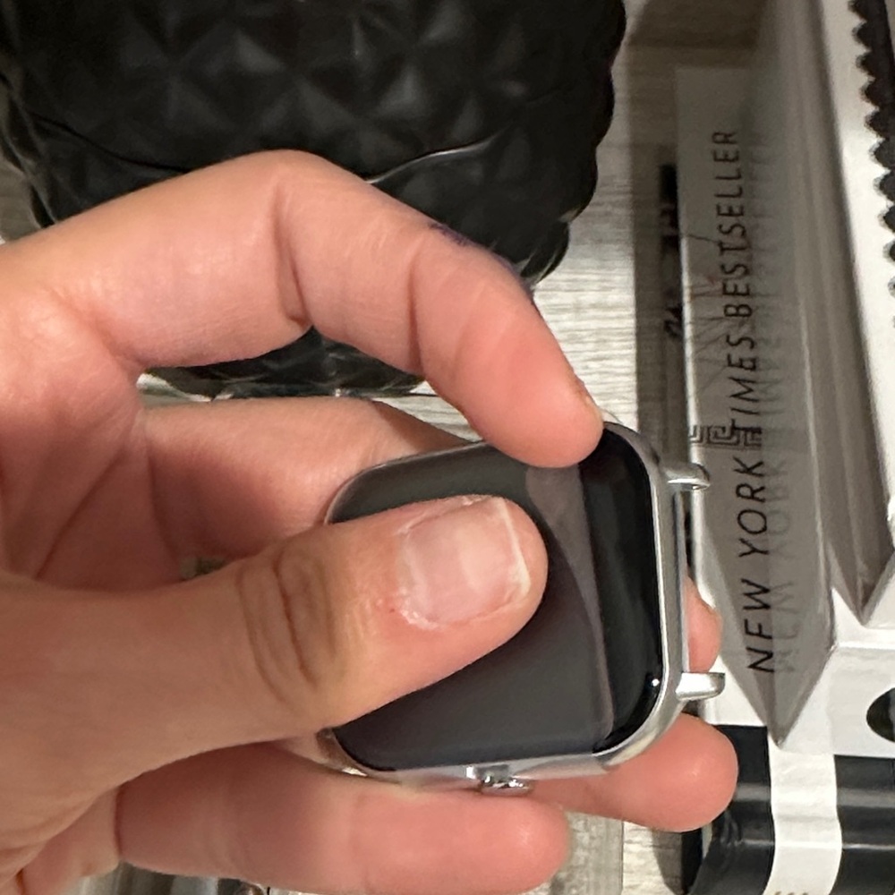NIB Smart Watch - Picture 5 of 7